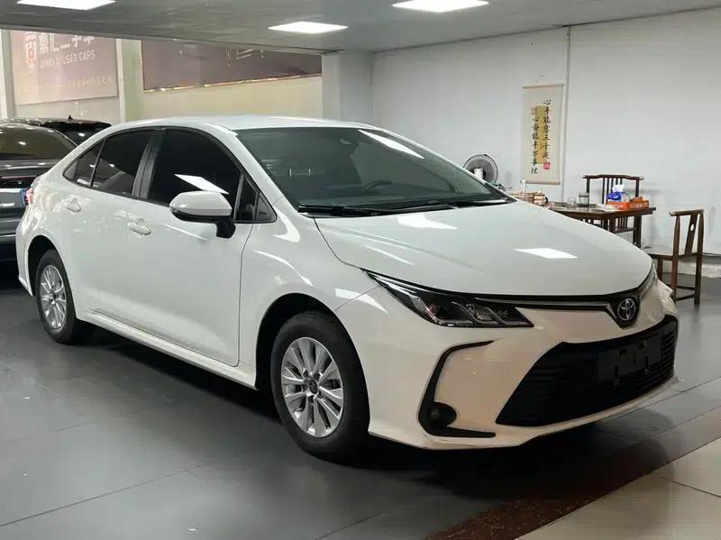 2023 Toyota Corolla 1.2T S-CVT Pioneer Edition — миниатюра 3