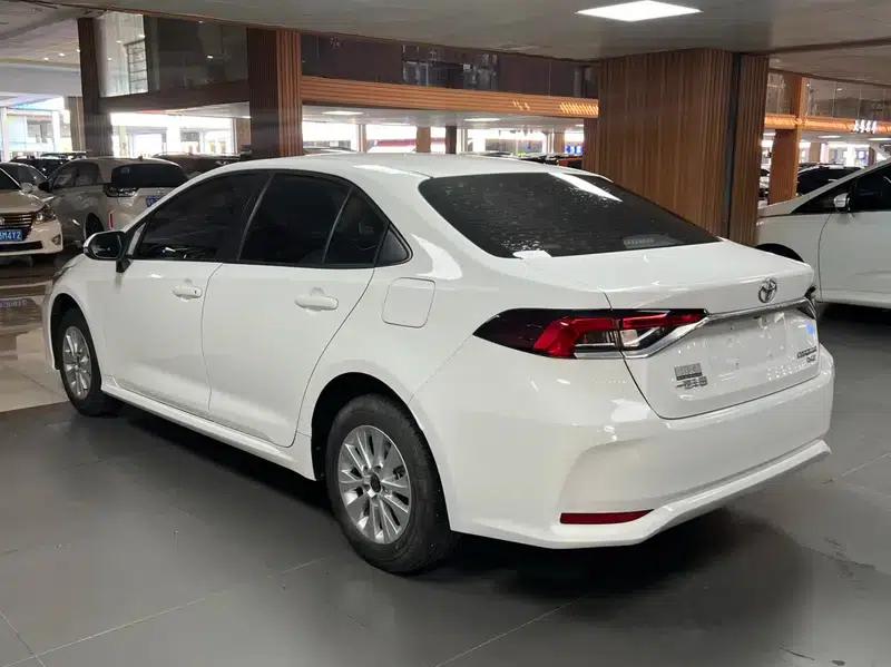 2023 Toyota Corolla 1.2T S-CVT Pioneer Edition — миниатюра 4