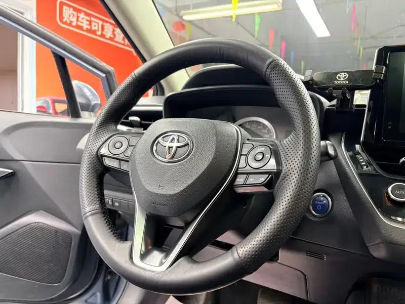 2022 Toyota Corolla Hybrid 1.8L E-CVT Pioneer Edition — миниатюра 13