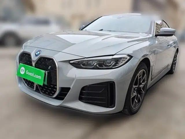 BMW i4 2023 eDrive35