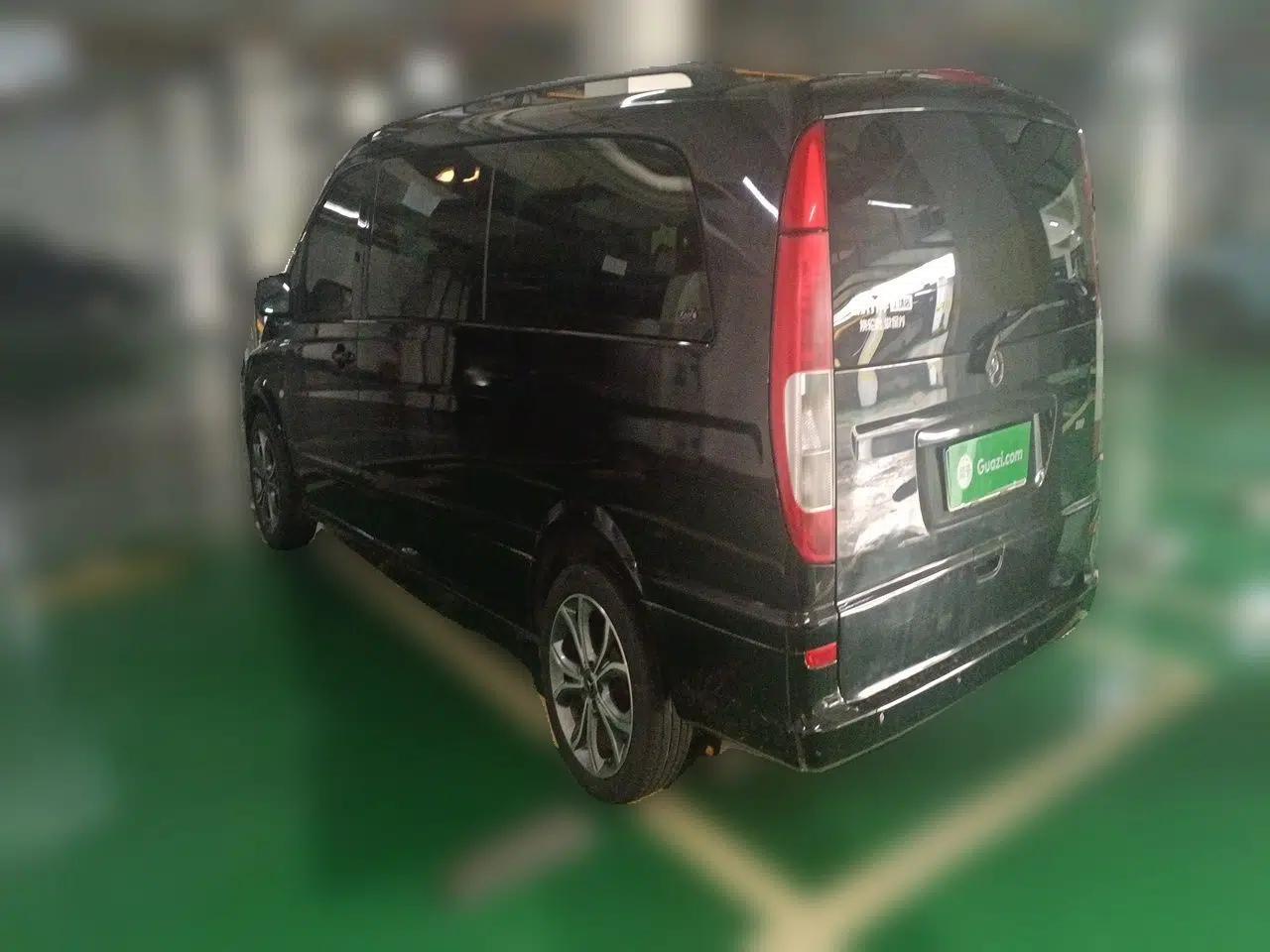 Mercedes-Benz Vito 2011 2.5L 7-seater executive version — миниатюра 4