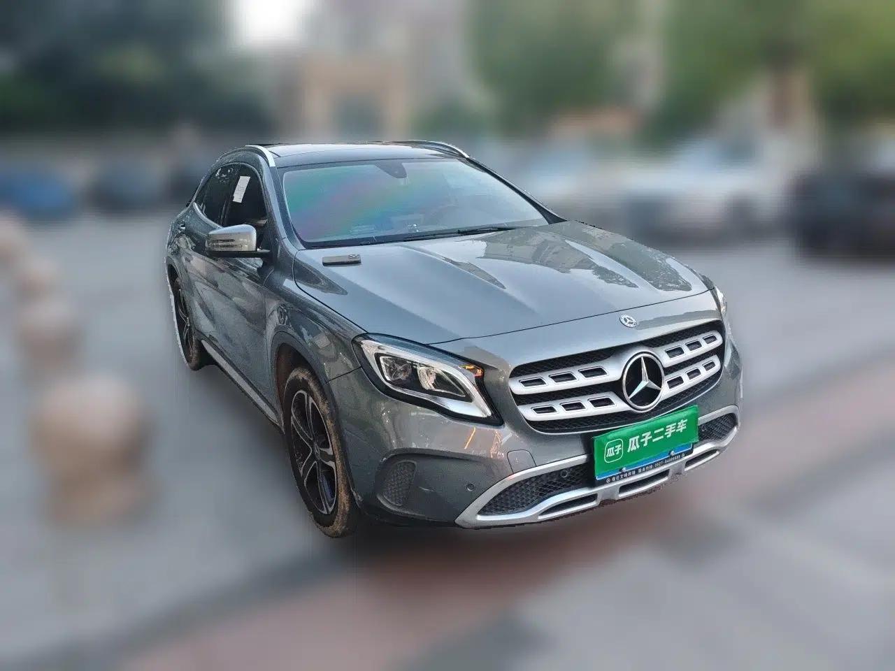 Mercedes-Benz GLA 2018 GLA 200 Fashion Model — миниатюра 3