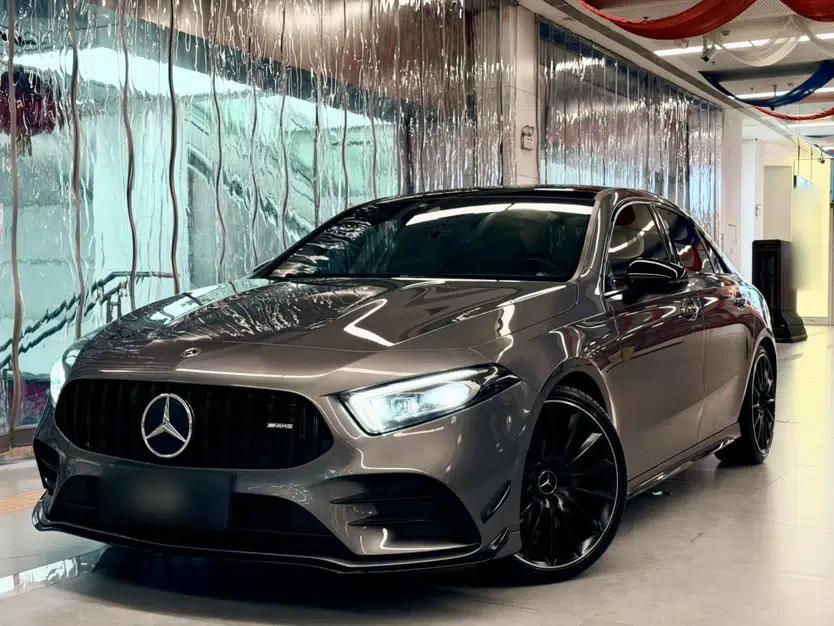 Mercedes-Benz A AMG 2020 AMG A 35 L 4MATIC — миниатюра 1