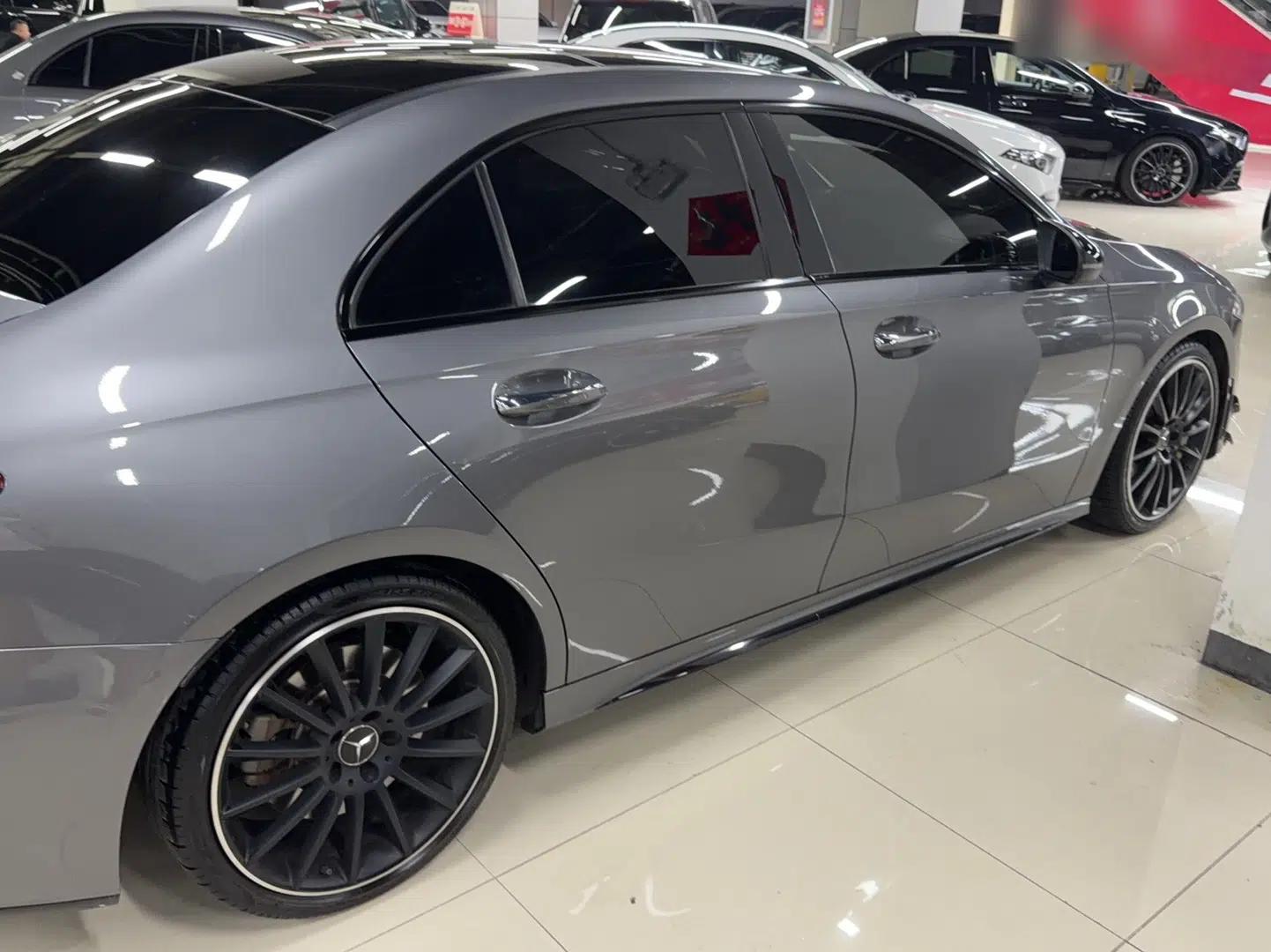 Mercedes-Benz A AMG 2020 AMG A 35 L 4MATIC — миниатюра 6