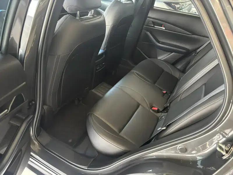 Mazda CX-30 2021 2.0L Automatic Premium Edition — миниатюра 17