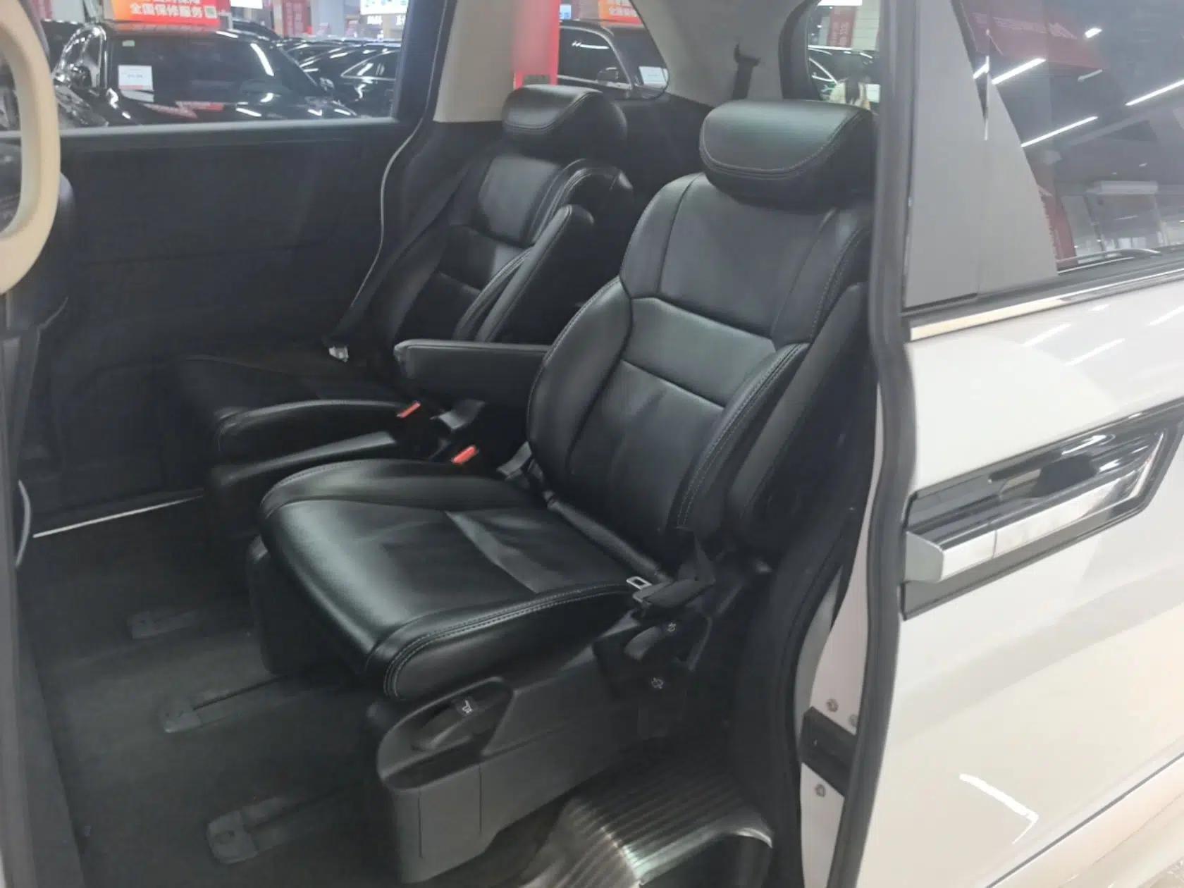 Honda Elysion 2016 2.4L Classic Edition — миниатюра 20