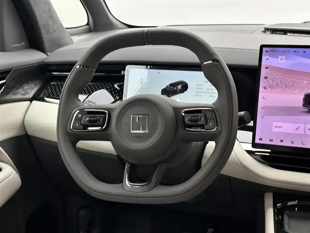 Extreme Krypton 009 2024 Model 7-Seat Aisle Edition 4WD 108kWh — миниатюра 10