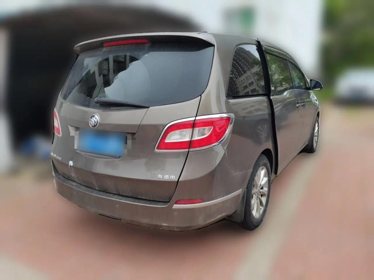Buick GL8 2013 2.4L CT Luxury Business Comfort Edition — миниатюра 6