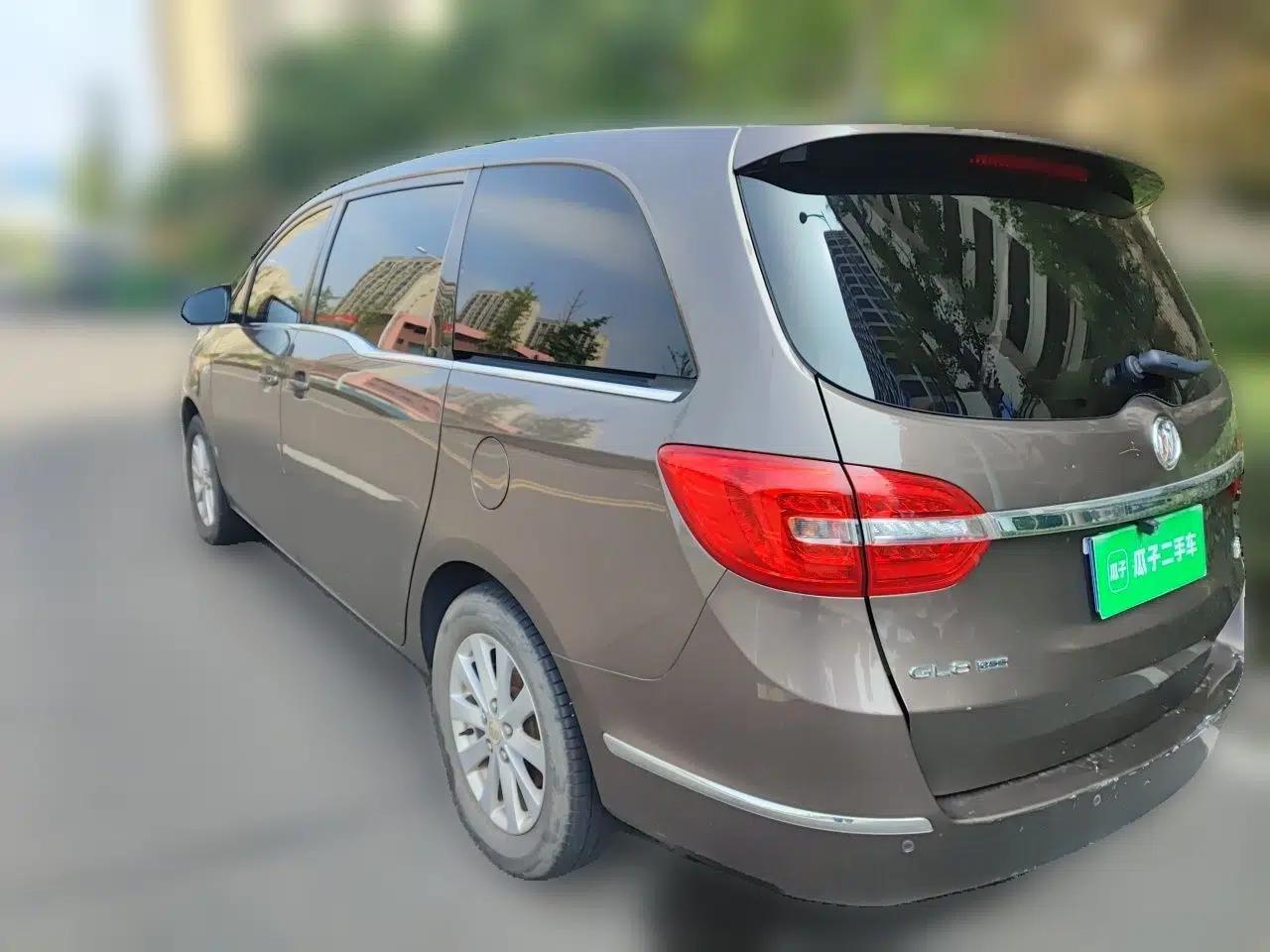 Buick GL8 2017 25S Comfort Version China V Standard — миниатюра 4