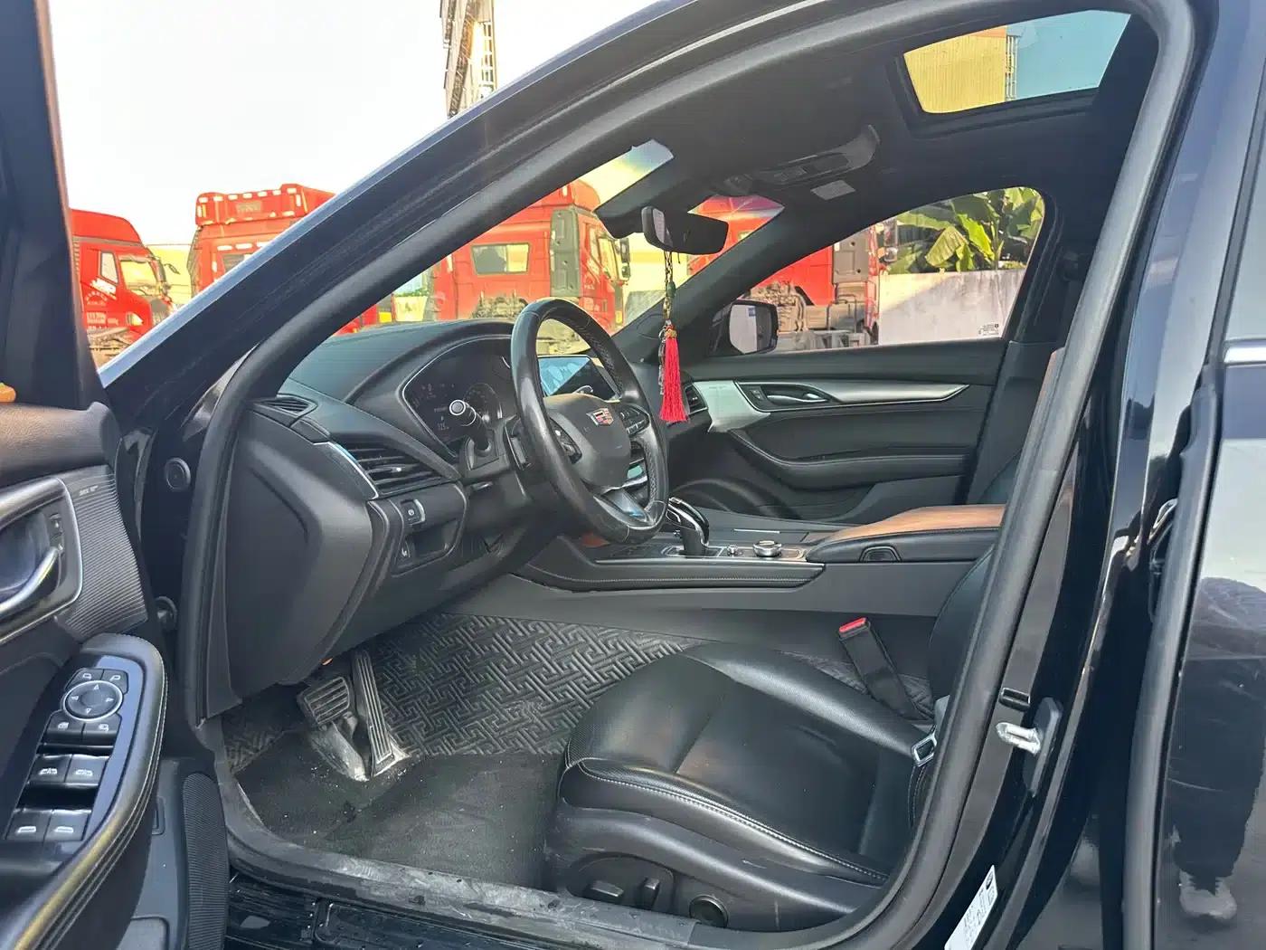 2020 Cadillac CT5 28T Luxury — миниатюра 4