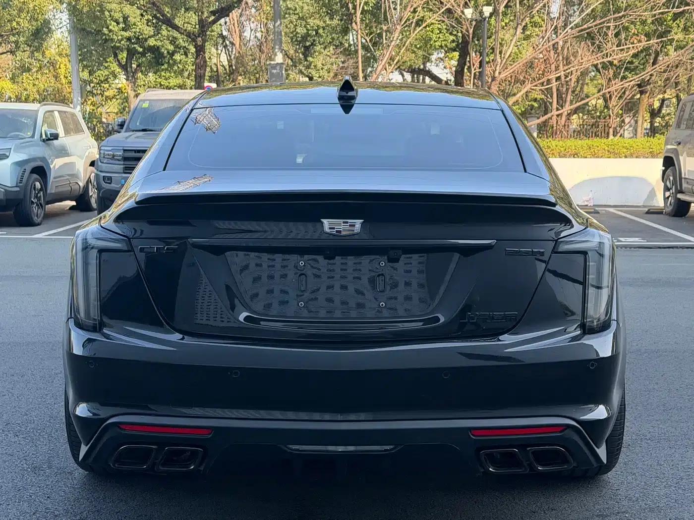 2024 Cadillac CT5 28T Luxury Pro — миниатюра 17