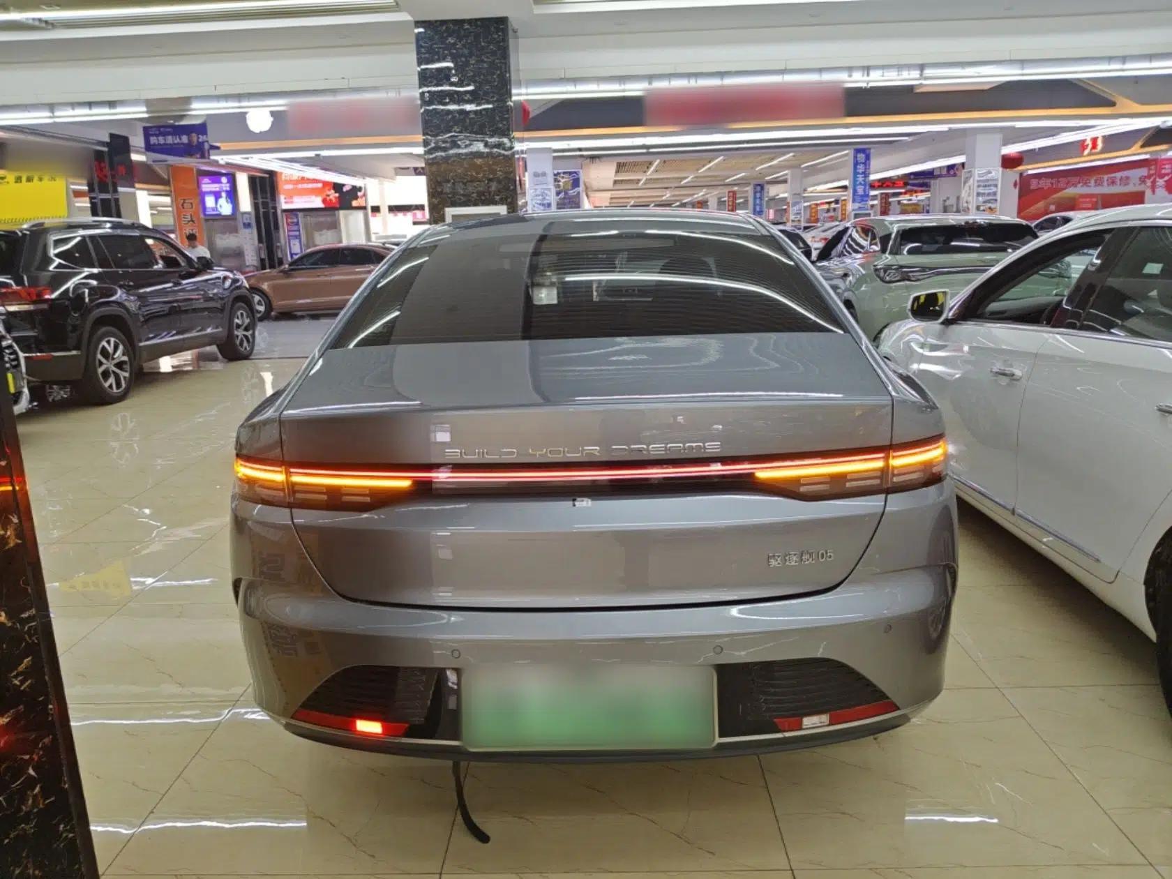 BYD Destroyer 05 2024 HONOR Edition DM-i 55KM Luxury Model — миниатюра 5
