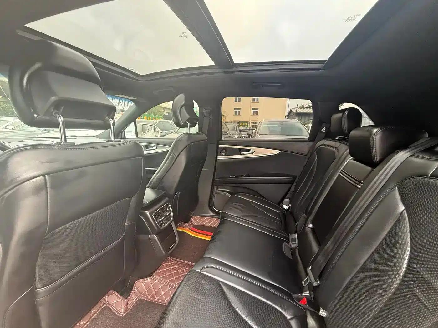 Lincoln MKX 2018 2.0T AWD Premium Edition — миниатюра 7