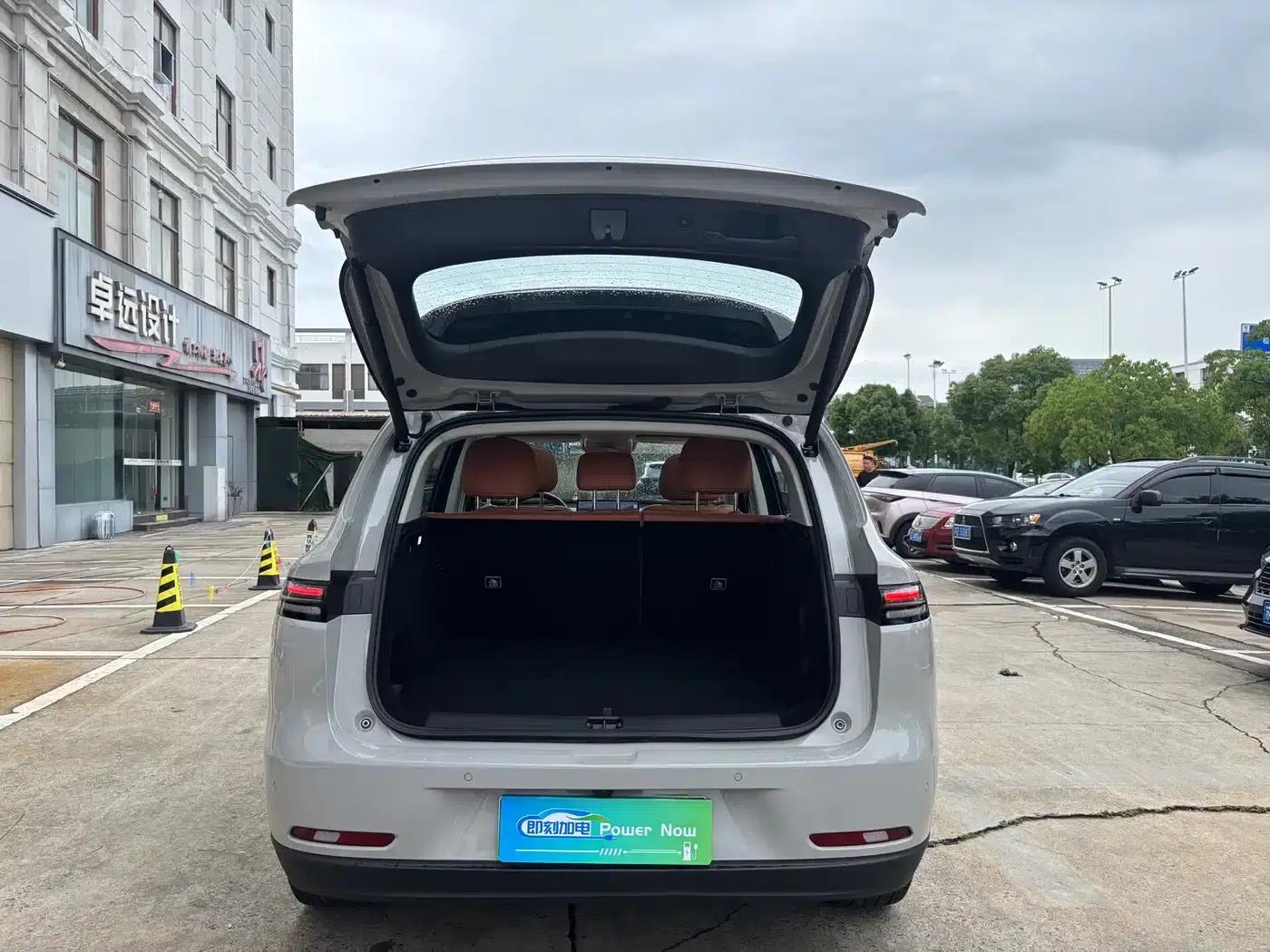 Leapmotor C10 2026 Model 210 LiDAR Edition — миниатюра 7