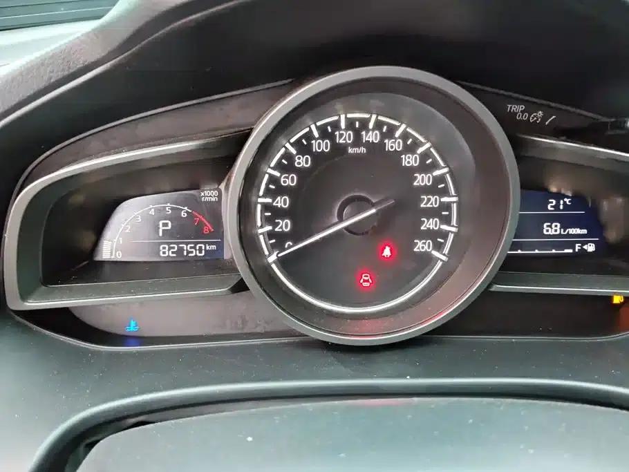 Mazda3 Axela 2017 Sedan 1.5L Automatic Luxury (China V Emission Standard) — миниатюра 14