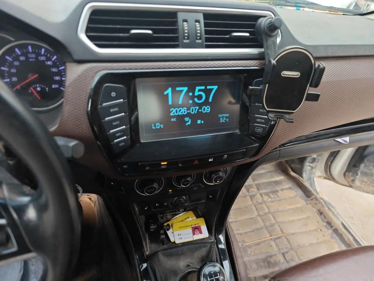 Great Wall Wingle 6 2017 2.4L Gasoline 4x4 Navigation Model 4G69 — миниатюра 13