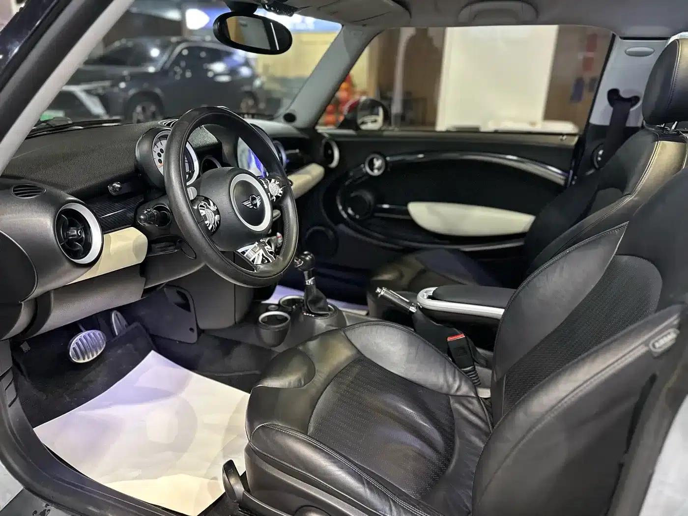 2008 MINI CLUBMAN 1.6T COOPER S — миниатюра 7