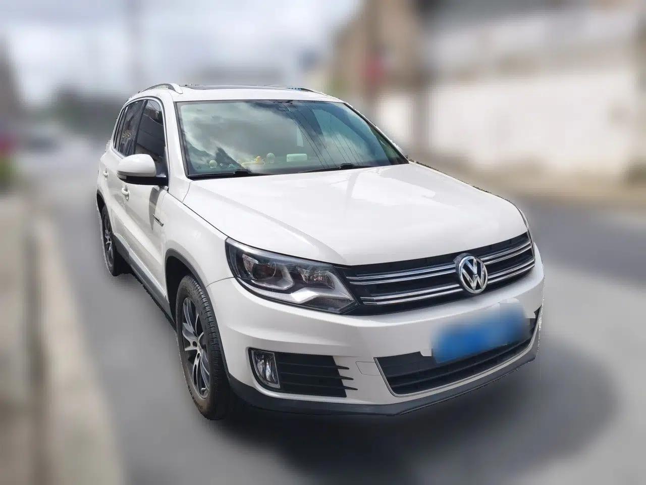 Volkswagen Tiguan 2016 300TSI Automatic All-Wheel Drive Luxury Edition — миниатюра 3