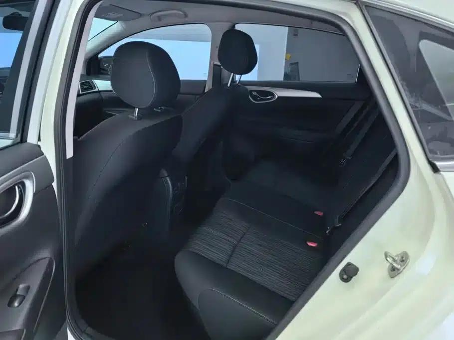 Nissan Sylphy 2024 Facelift III Classic 1.6XE CVT Comfort Edition — миниатюра 11