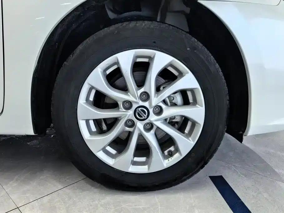 Nissan Sylphy 2024 Facelift III Classic 1.6XE CVT Comfort Edition — миниатюра 6