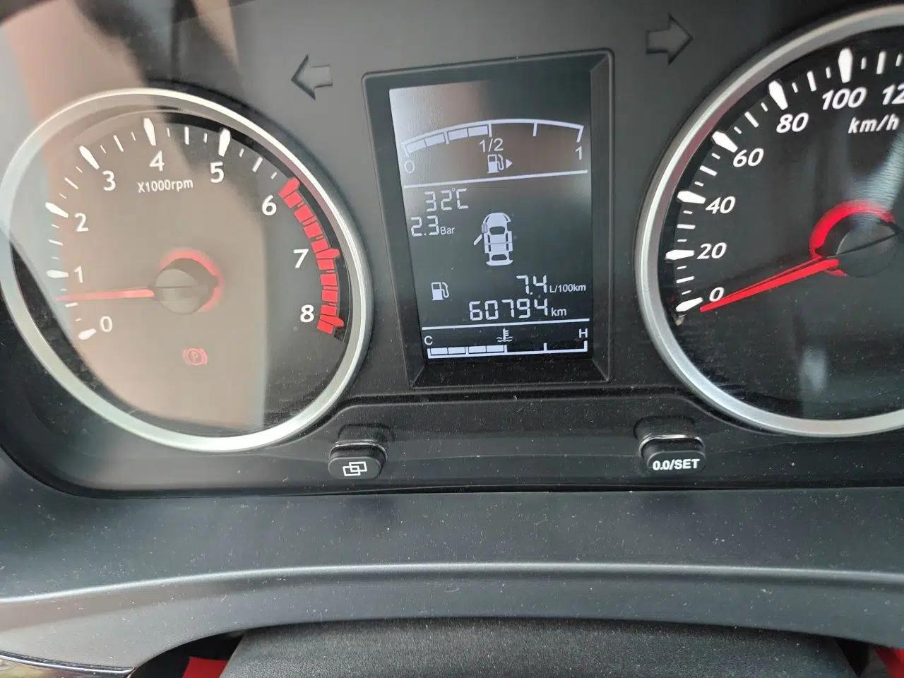 FORTHING SX6 2020 1.6L Manual Luxury Model China VI Standard — миниатюра 12