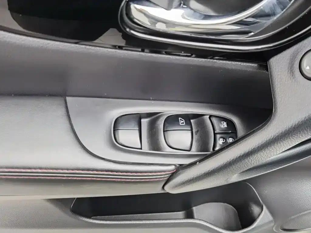 Nissan Qashqai 2022 2.0L CVT XV Smart Edition — миниатюра 9