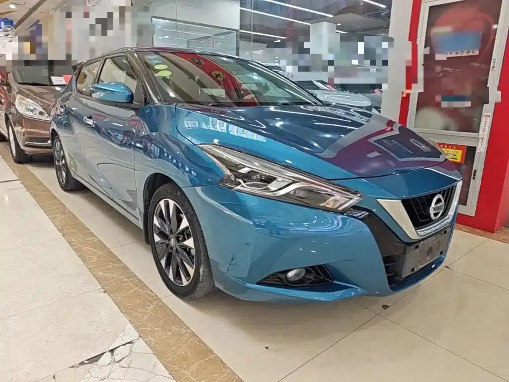 Nissan Bluebird 2016 1.6L CVT Smart Edition — миниатюра 4