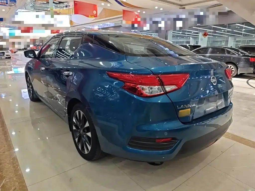 Nissan Bluebird 2016 1.6L CVT Smart Edition — миниатюра 5