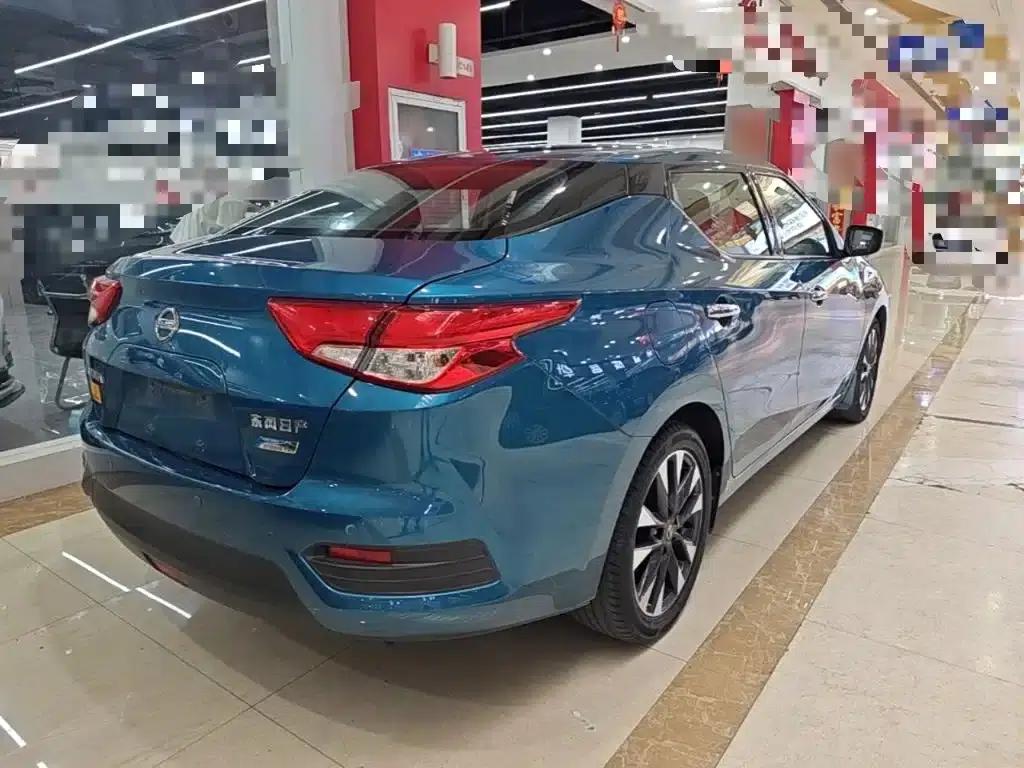 Nissan Bluebird 2016 1.6L CVT Smart Edition — миниатюра 7