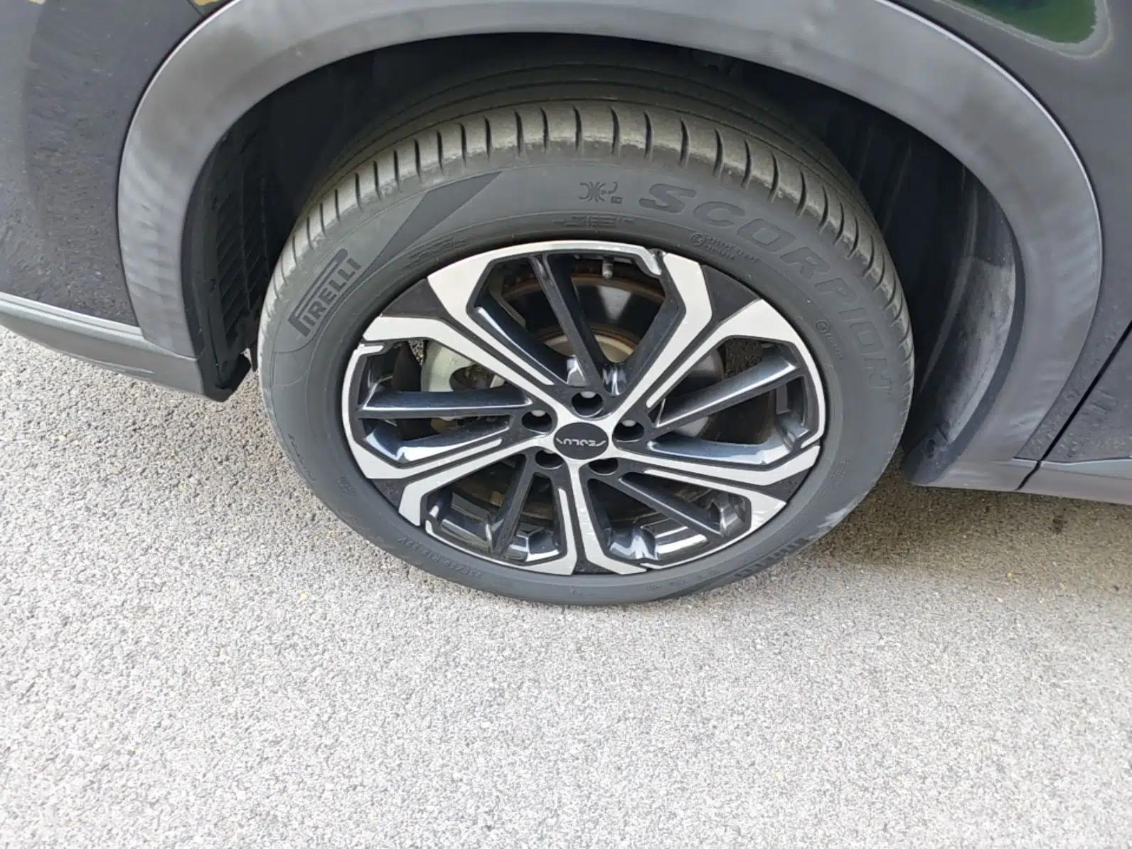 Dongfeng Aeolus Huge 2022 Mach Dual-Motor 1.5T MHD Dare-to-Dream Edition — миниатюра 10