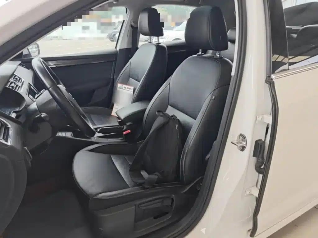Octavia 2016 1.6L Automatic Smart Edition — миниатюра 15