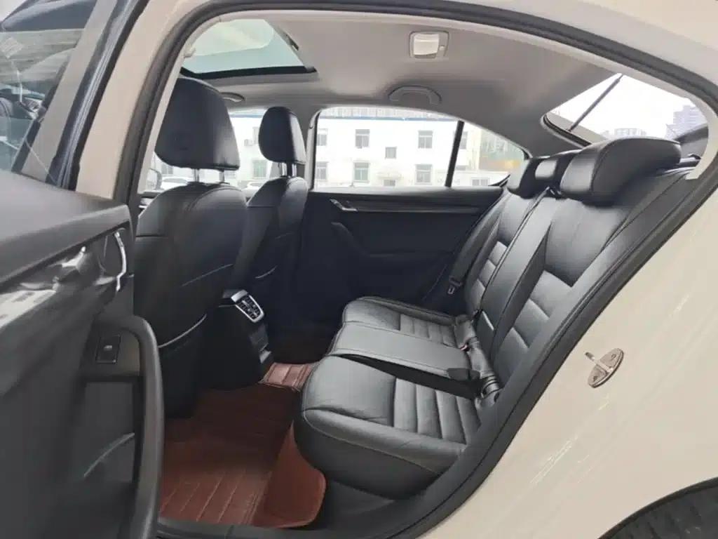 Octavia 2016 1.6L Automatic Smart Edition — миниатюра 17