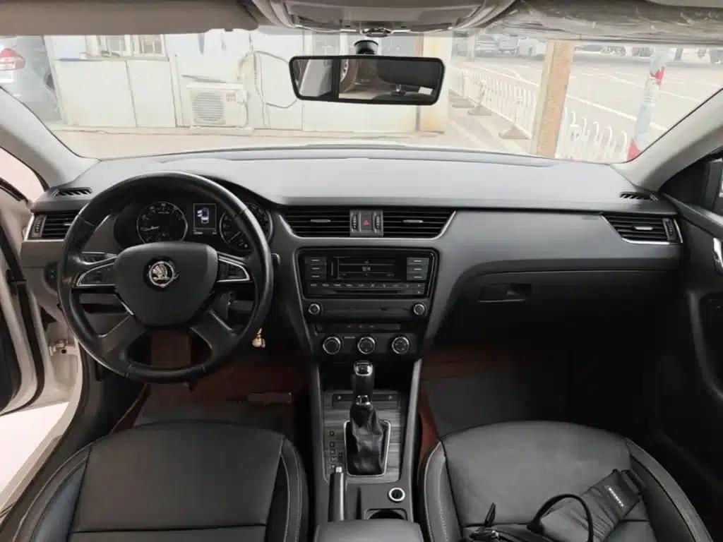 Octavia 2016 1.6L Automatic Smart Edition — миниатюра 10