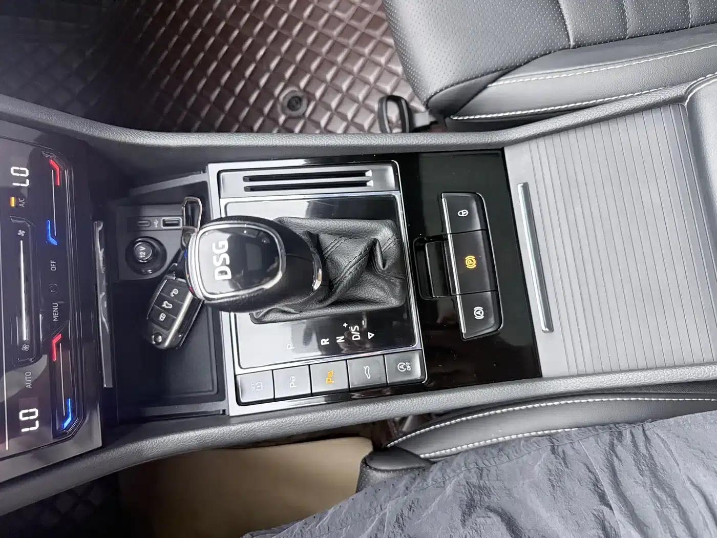 Superb 2023 Facelift TSI280 DSG Premium Edition — миниатюра 13