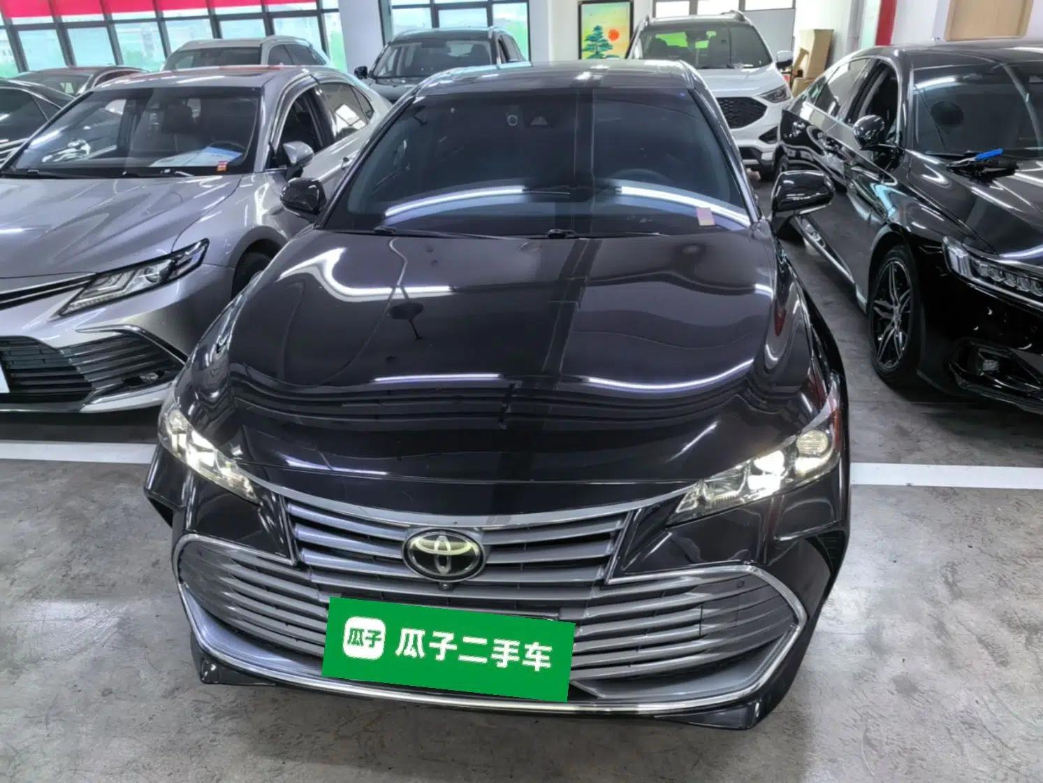 Toyota Avalon 2019 2.0L XLE Premium Edition China VI — миниатюра 2