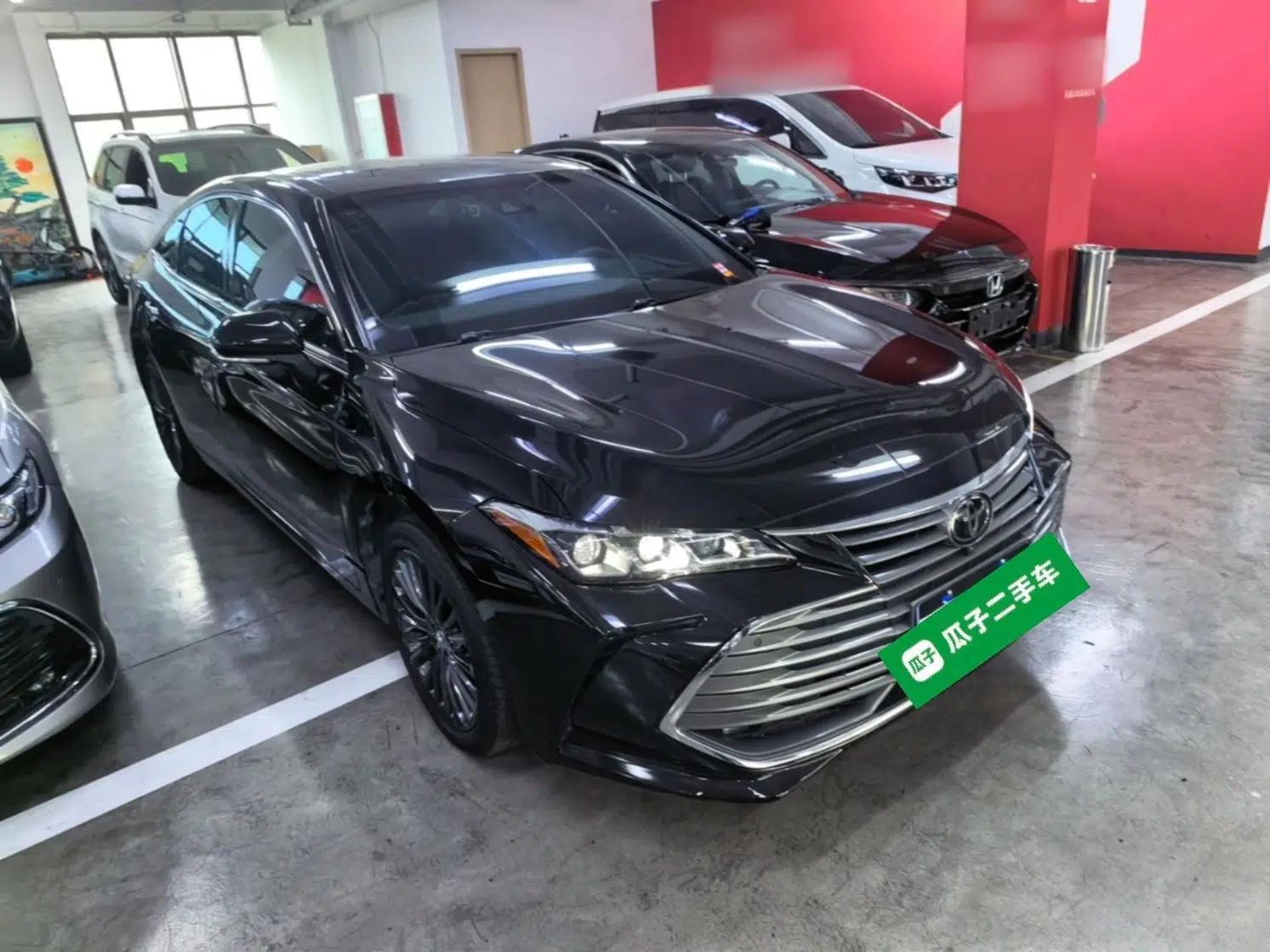 Toyota Avalon 2019 2.0L XLE Premium Edition China VI — миниатюра 3