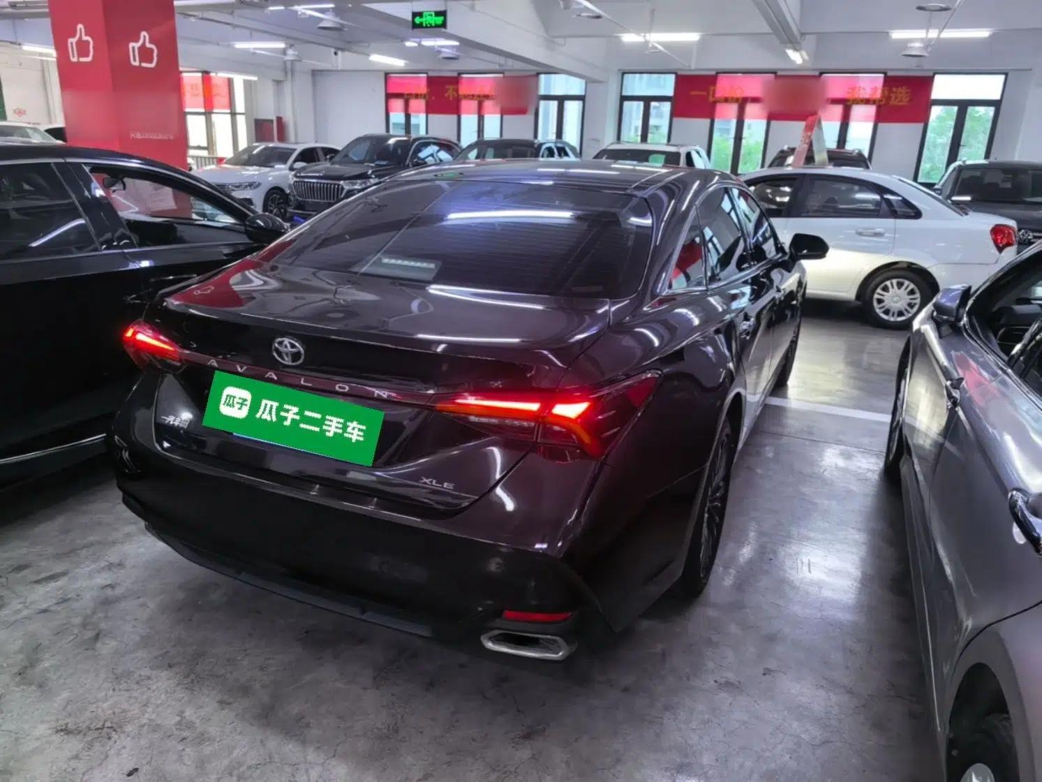 Toyota Avalon 2019 2.0L XLE Premium Edition China VI — миниатюра 6