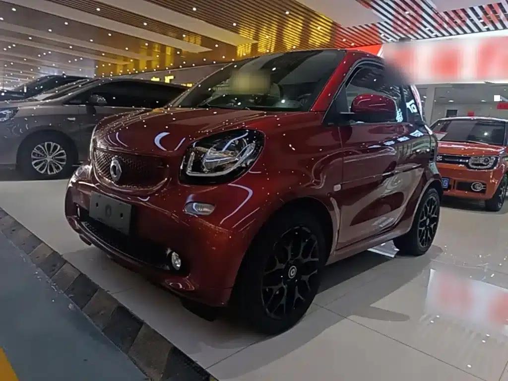 2018 smart fortwo 1.0L 52kW 20th Anniversary Special Edition (National V Emission Standard) — миниатюра 1