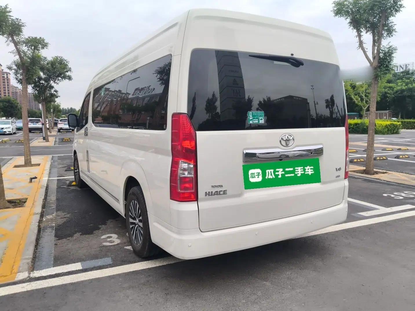 Toyota HIACE Toyota HiAce (Middle East Version) — миниатюра 4