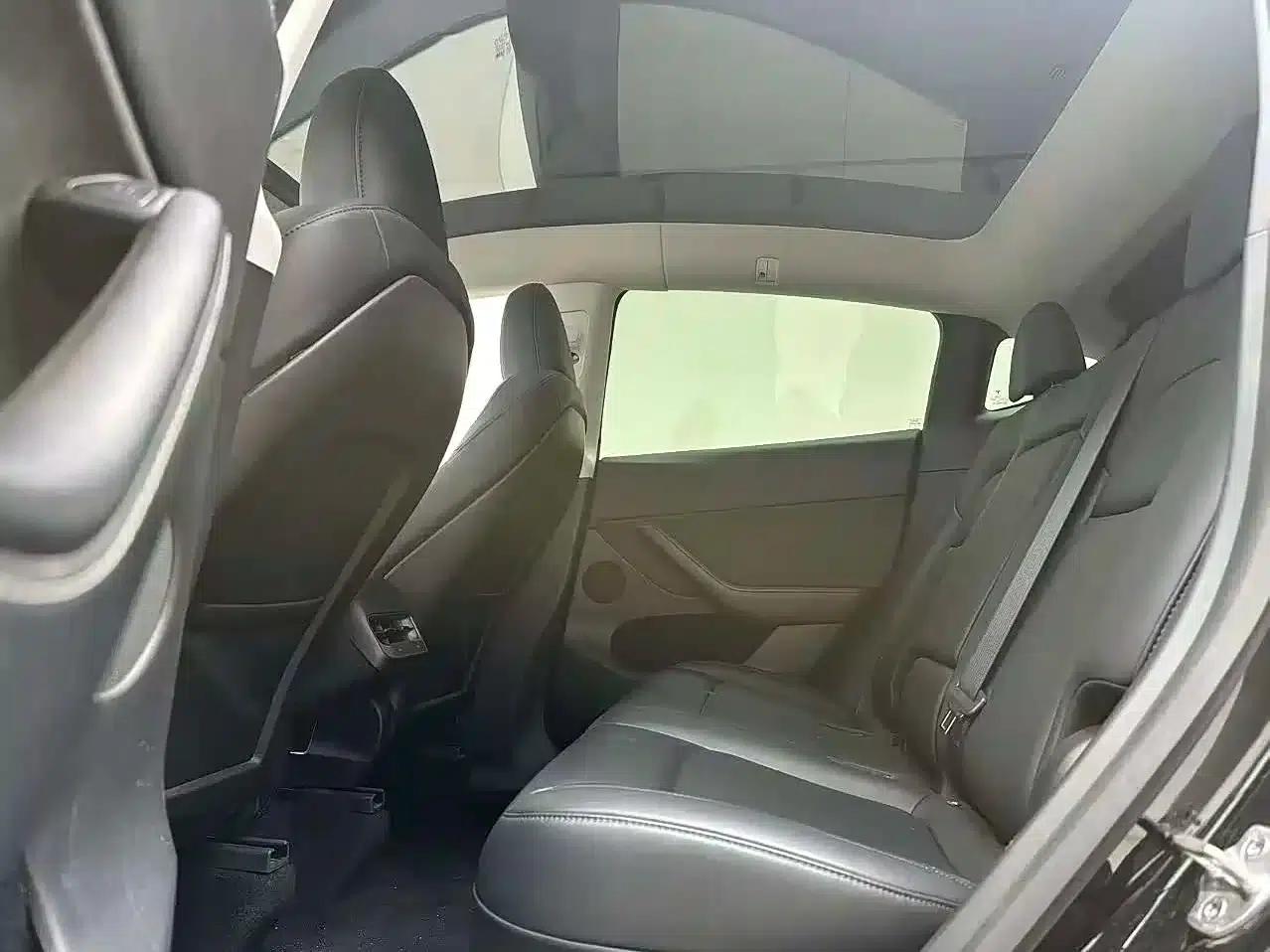 Model Y 2023 Rear-Wheel Drive — миниатюра 5