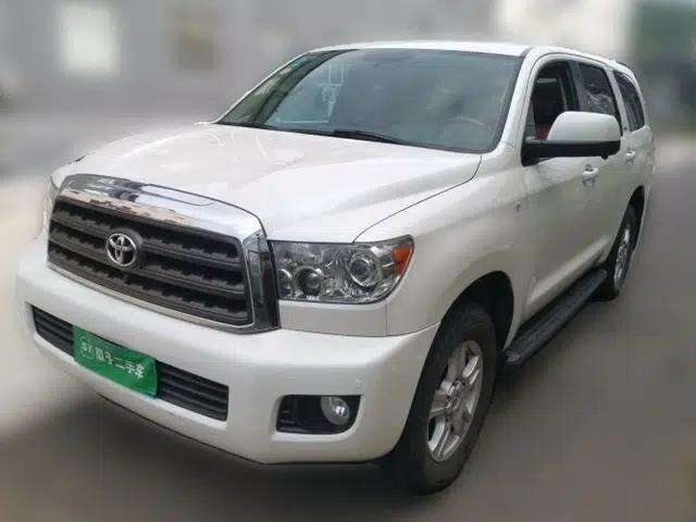 Toyota Sequoia 2015 Redwood 5.7L automatic 7-seater