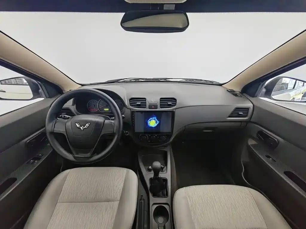 Wuling Hongguang 2018 1.5L Classic S Basic Model — миниатюра 5