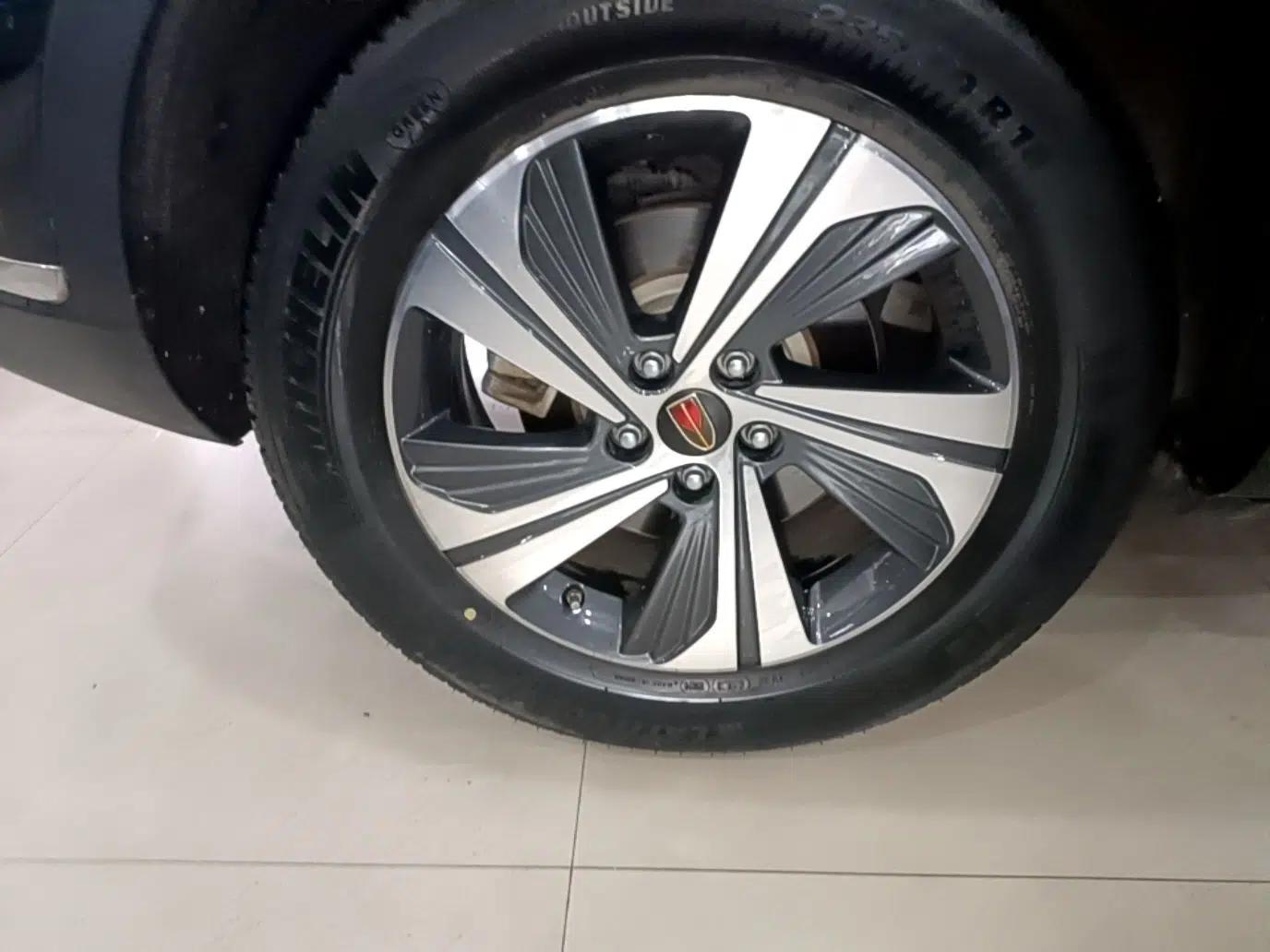 Hongqi HS5 2019 2.0T Smart Connect Flagship Edition — миниатюра 11