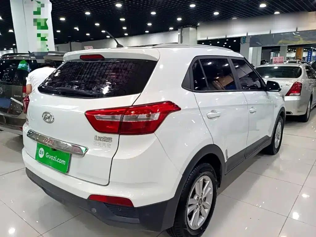 Beijing Hyundai ix25 2015 1.6L Automatic 2WD Fashion GS — миниатюра 7