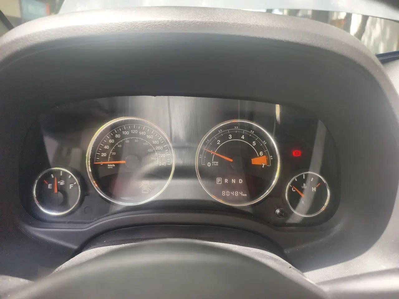 Jeep Compass 2014 2.0L two-wheel drive luxury version — миниатюра 11
