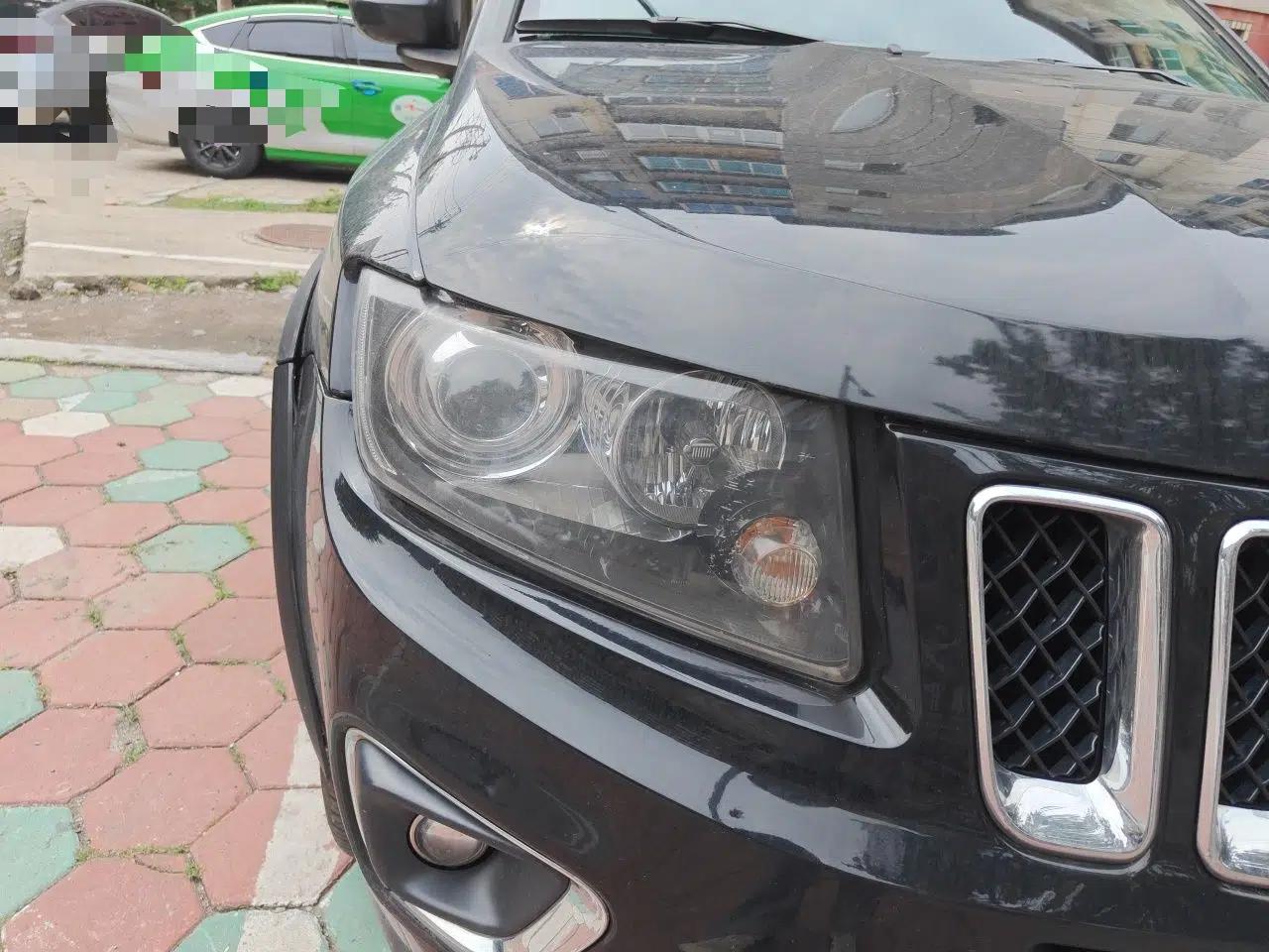 Jeep Compass 2014 Revised Version 2.4L Four-Wheel Drive Comfort Edition — миниатюра 7