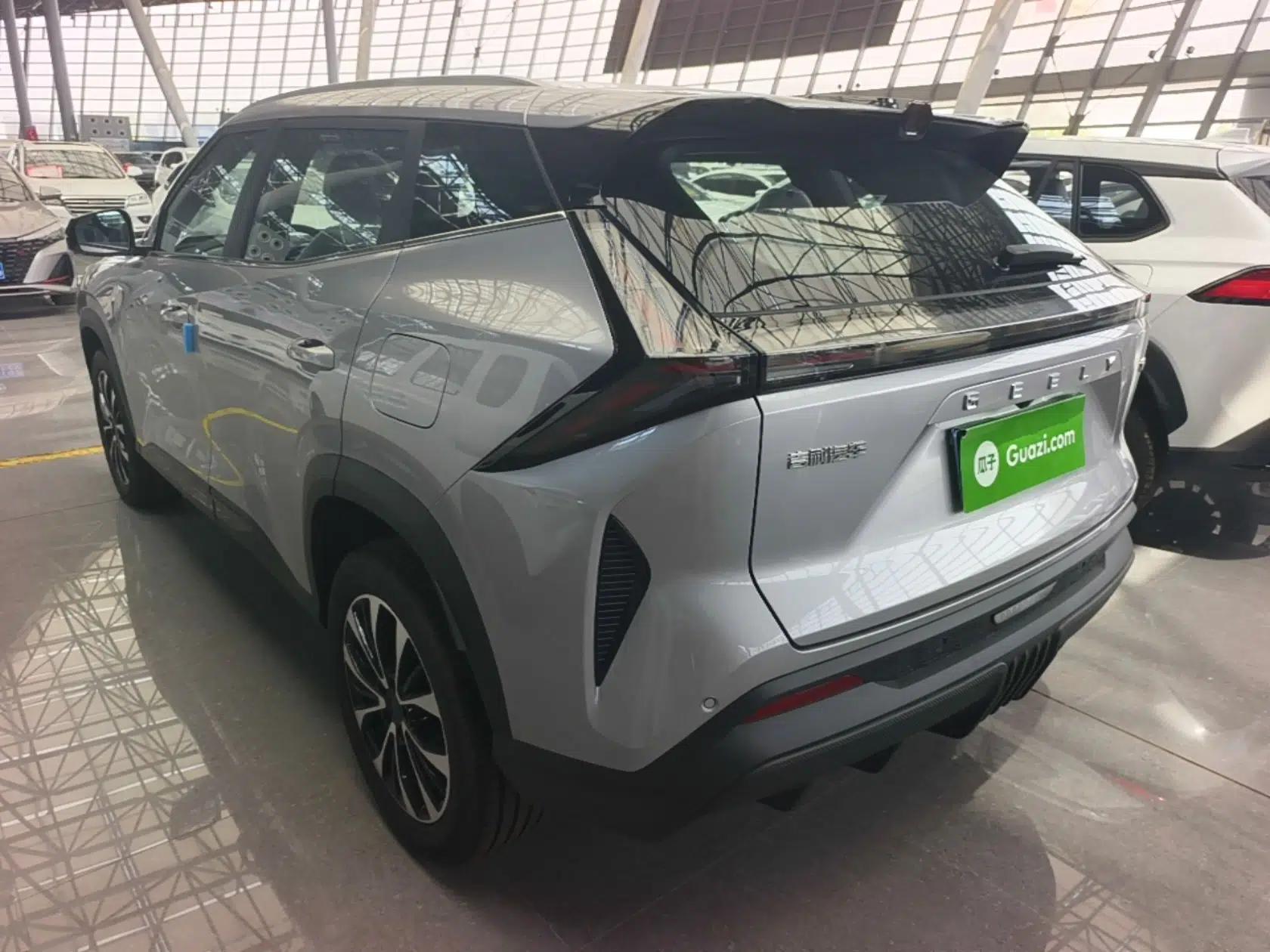 Geely Auto Emgrand X7 Sport 2026 Model 1.5TD Aspirational — миниатюра 4