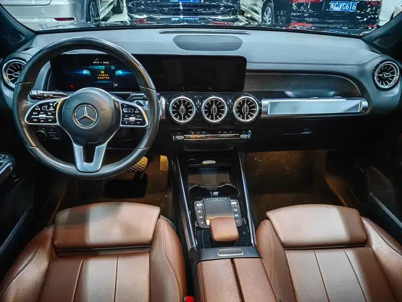 Mercedes-Benz GLB 2022 Facelift GLB 200 Fashion Model — миниатюра 14