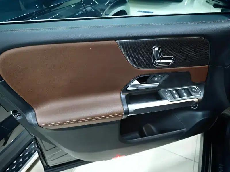 Mercedes-Benz GLB 2022 Facelift GLB 200 Fashion Model — миниатюра 18