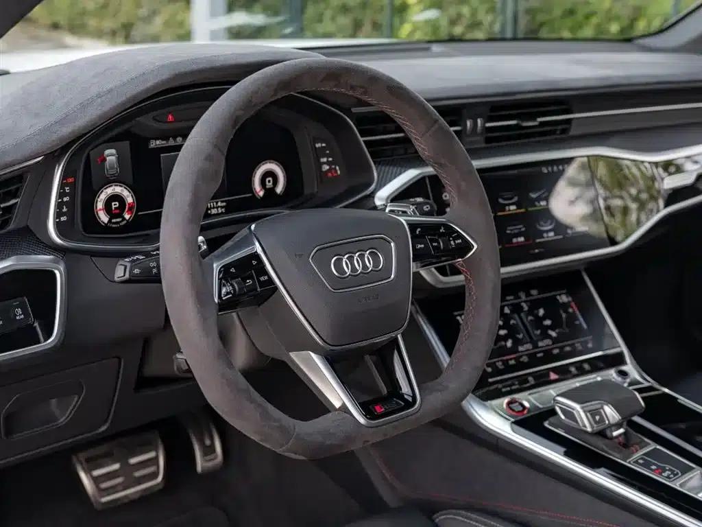 2025 Audi RS 6 Avant GT — миниатюра 9